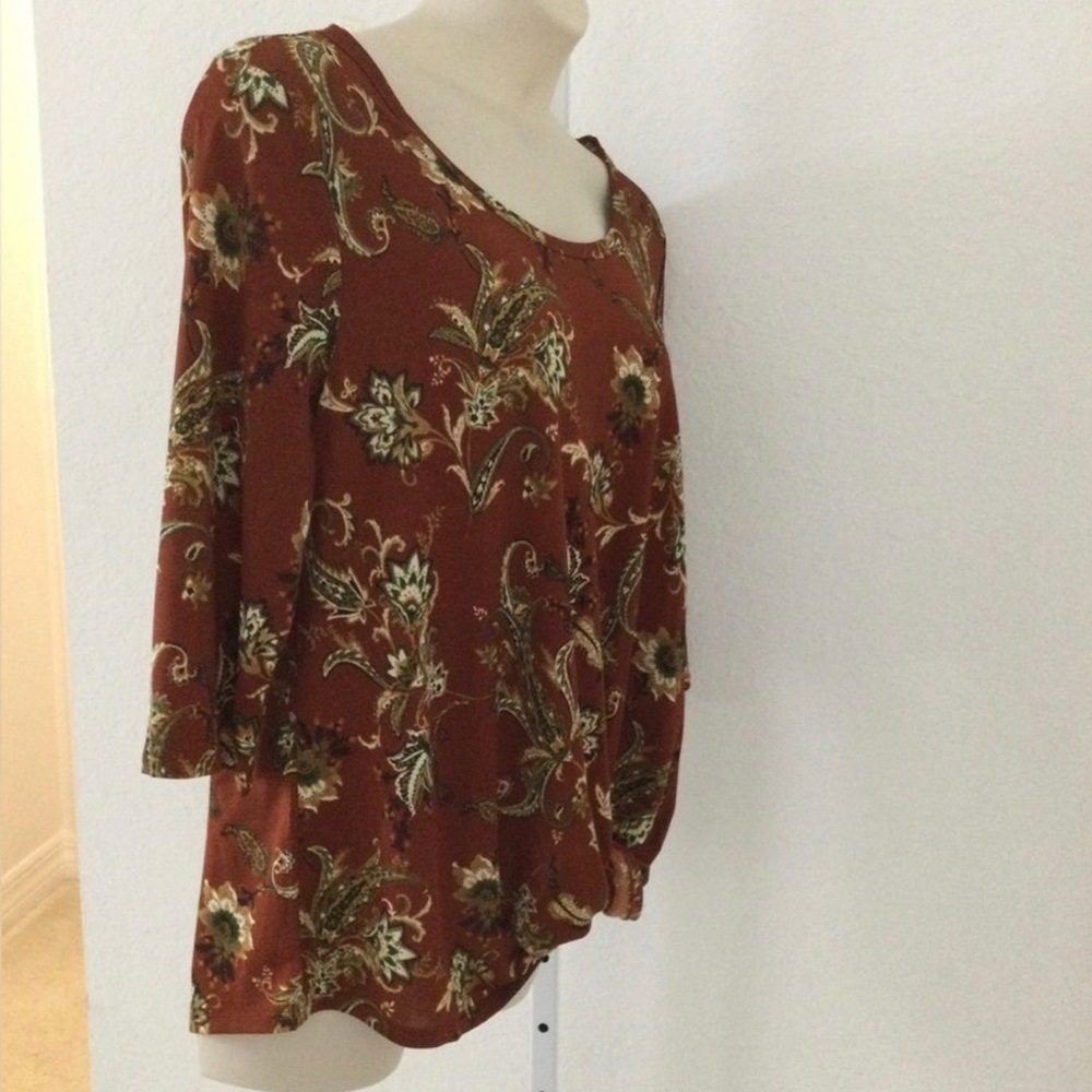 Floral Rust Top - Picture 2 of 6